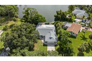 700 DOLPHIN ROAD, VENICE, FL 34293 Sold 04/10/25