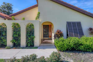 2961 HEATHER BOW, SARASOTA, FL 34235 Sold 10/08/24