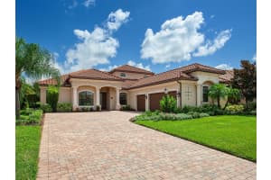 13423 SWIFTWATER WAY, LAKEWOOD RANCH, FL 34211 Sold 09/19/24