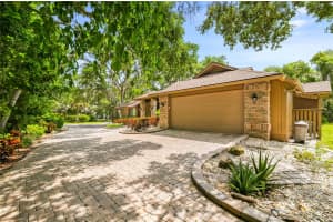 869 FORESTVIEW DRIVE, SARASOTA, FL 34232 Sold 09/24/24