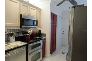 7351 COUNTRY CLUB DRIVE, SARASOTA, FL 34243 - MLS#MFRA4618843