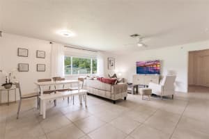 772 LOCKLEAR AVENUE, SARASOTA, FL 34237 Sold 10/31/24