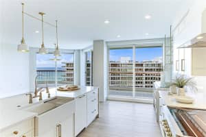 455 LONGBOAT CLUB ROAD, LONGBOAT KEY, FL 34228 Sold 04/04/25