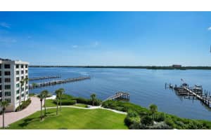 8735 MIDNIGHT PASS ROAD, SARASOTA, FL 34242 Sold 11/07/24