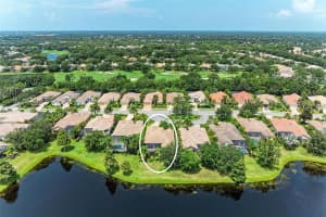 7233 LAKE FOREST GLEN, LAKEWOOD RANCH, FL 34202 Sold 09/25/24
