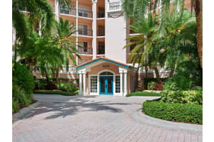 5430 EAGLES POINT CIRCLE, SARASOTA, FL 34231 Sold 10/07/24