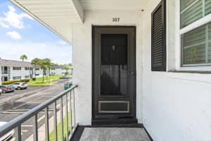 304 47TH AVENUE DRIVE, BRADENTON, FL 34207 - MLS#MFRA4619193