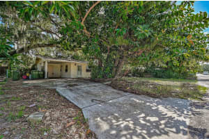 2535 FLOYD STREET, SARASOTA, FL 34239 Sold 10/03/24
