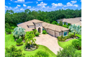 19423 BEACON PARK PLACE, BRADENTON, FL 34202 Sold 04/24/25