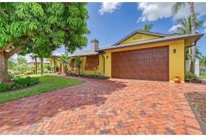 4532 MANGROVE POINT ROAD, BRADENTON, FL 34210 Sold 11/01/24