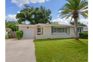 2717 GROVE PLACE, SARASOTA, FL 34239 Sold 02/03/25