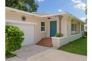 2717 GROVE PLACE, SARASOTA, FL 34239 Sold 02/03/25