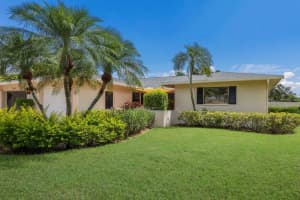 7091 FAIRWAY BEND CIRCLE, SARASOTA, FL 34243 Sold 09/24/24