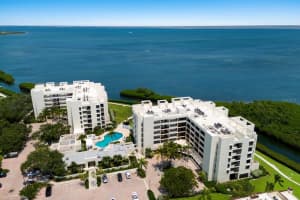 2016 HARBOURSIDE DRIVE, LONGBOAT KEY, FL 34228 Sold 12/10/24