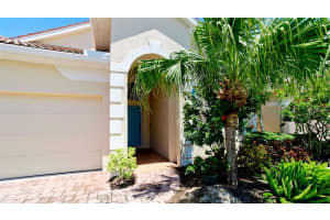 3111 78TH AVENUE, SARASOTA, FL 34243 Sold 09/30/24