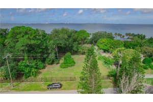 8258 LONGBAY BOULEVARD, SARASOTA, FL 34243 - MLS#MFRA4619495