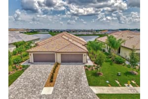 5425 MYSTIC WATER COVE, LAKEWOOD RANCH, FL 34211 Sold 11/13/24