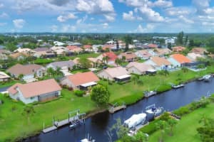 141 INLETS BOULEVARD, NOKOMIS, FL 34275 Sold 09/30/24