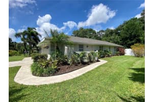 6952 COUNTRY LAKES CIRCLE, SARASOTA, FL 34243 Sold 10/16/24