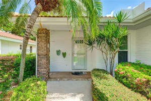 5615 GARDEN LAKES DRIVE, BRADENTON, FL 34203 Sold 02/07/25