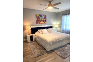 800 BENJAMIN FRANKLIN DRIVE, SARASOTA, FL 34236 - MLS#MFRA4619645