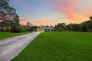 1725 CHADWICK ROAD, ENGLEWOOD, FL 34223 Sold 12/27/24