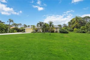1725 CHADWICK ROAD, ENGLEWOOD, FL 34223 Sold 12/27/24