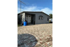1326 Ne Forrest Ave, ARCADIA