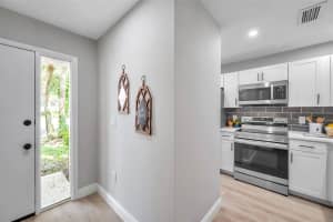 5306 ROYAL PALM AVENUE, SARASOTA, FL 34234 Sold 03/03/25