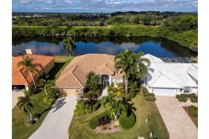 7127 42ND COURT, SARASOTA, FL 34243 Sold 01/07/25
