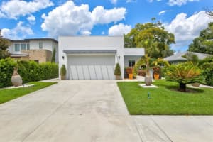2181 HILLVIEW STREET, SARASOTA, FL 34239 Sold 09/12/24