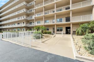 6075 SHORE BOULEVARD, GULFPORT, FL 33707 Sold 09/20/24