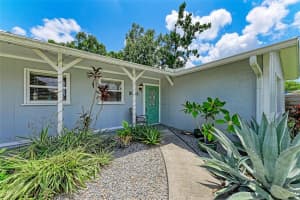 5892 WHISTLEWOOD WAY, SARASOTA, FL 34232 Sold 01/03/25