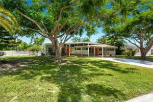 2003 TETLOW PLACE, SARASOTA, FL 34239 - MLS#MFRA4619780