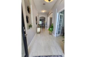 8471 LAKE WAVERLY LANE, ORLANDO, FL 32829 Sold 11/15/24