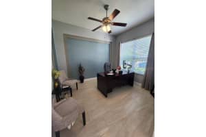 8471 LAKE WAVERLY LANE, ORLANDO, FL 32829 Sold 11/15/24