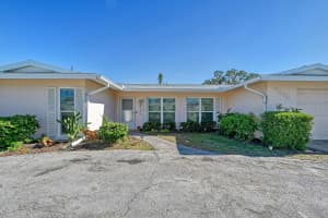 2488 BREAKWATER CIRCLE, SARASOTA, FL 34231 Sold 02/27/25