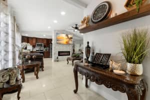 6004 11TH STREET, BRADENTON, FL 34203 Sold 10/07/24