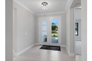 2208 BOUGAINVILLEA STREET, SARASOTA, FL 34239 Sold 12/10/24