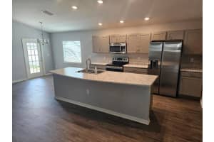 112 EAGLE SUMMIT DRIVE, RUSKIN, FL 33570 Sold 10/08/24