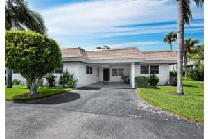 569 SUTTON PLACE, LONGBOAT KEY, FL 34228 Sold 03/05/25