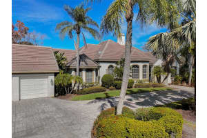 4653 HADFIELD DRIVE, SARASOTA, FL 34235 - MLS#MFRA4619916