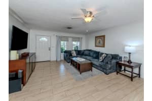 2420 FOSTER LANE, SARASOTA, FL 34239 Sold 04/29/25