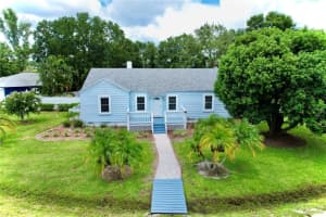 5817 28TH AVENUE DRIVE, BRADENTON, FL 34208 Sold 04/24/25