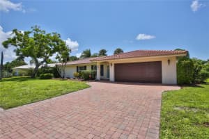 2834 HARDEE DRIVE, SARASOTA, FL 34231 Sold 09/18/24