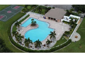 4451 SANIBEL WAY, BRADENTON, FL 34203 Sold 01/24/25