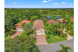 7248 PRESIDIO GLEN, LAKEWOOD RANCH, FL 34202 Sold 10/17/24
