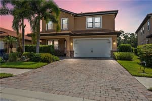 1048 Bradberry Dr, NOKOMIS