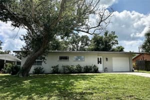 4928 BELL MEADE DRIVE, SARASOTA, FL 34232 Sold 11/01/24