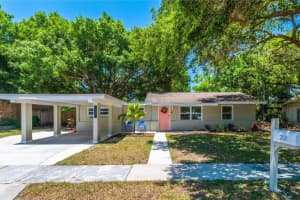 2121 OAK TERRACE, SARASOTA, FL 34231 Sold 09/26/24